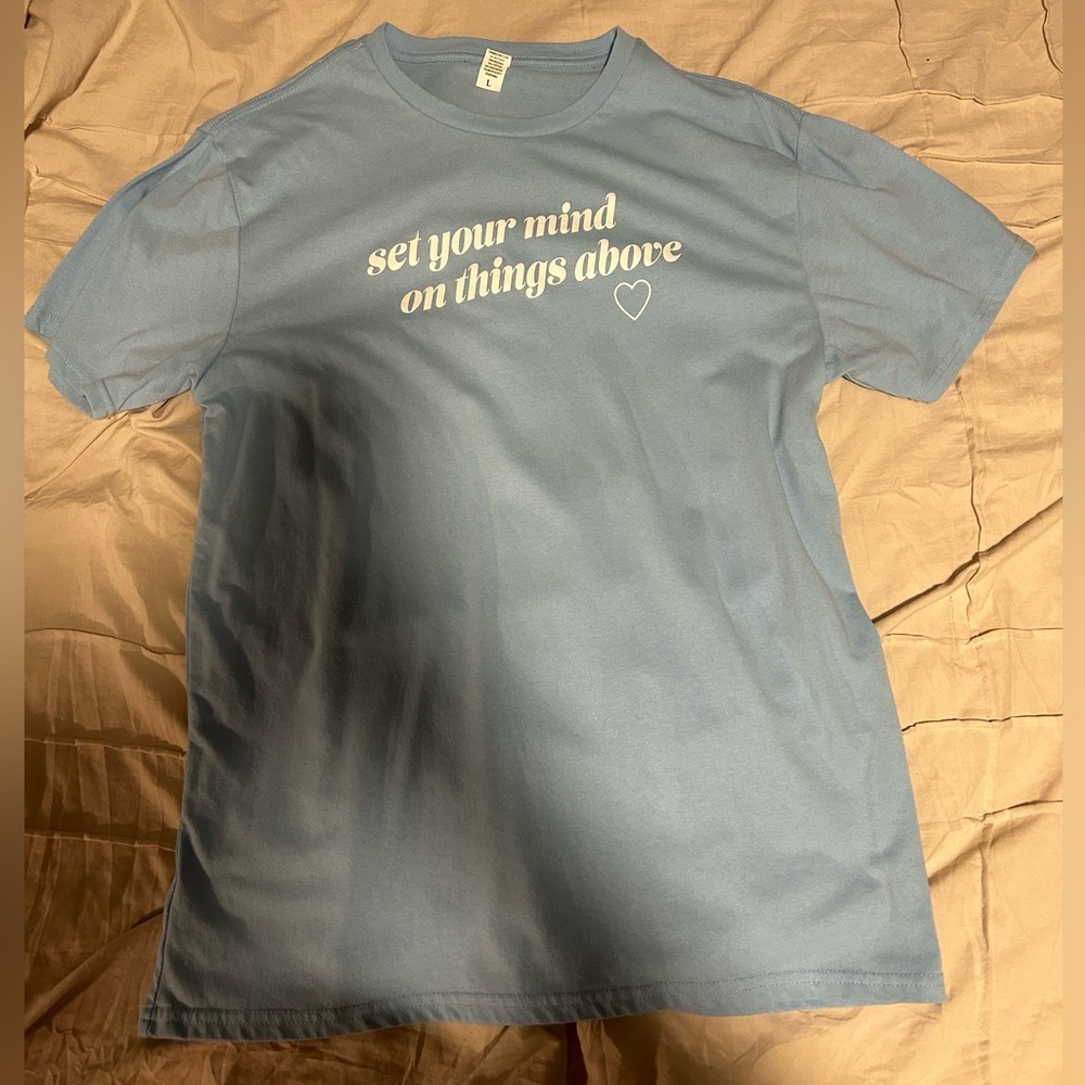 SET YOUR MIND ON THINGS ABOVE BLUE TEE - Picture 2 of 3